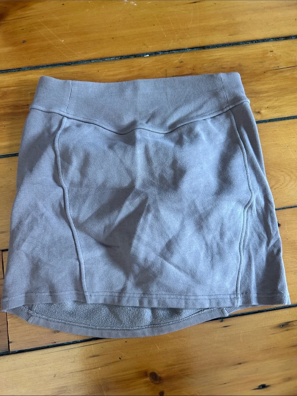 lululemon athletica Ribbed Mini Skirt in Taupe Gray